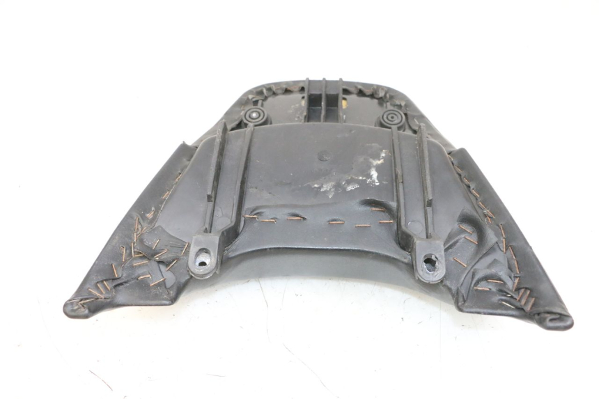 photo de TYŁ SIEDZENIA YAMAHA YP MAJESTY 125 (2002 - 2006) - Inny kąt widzenia