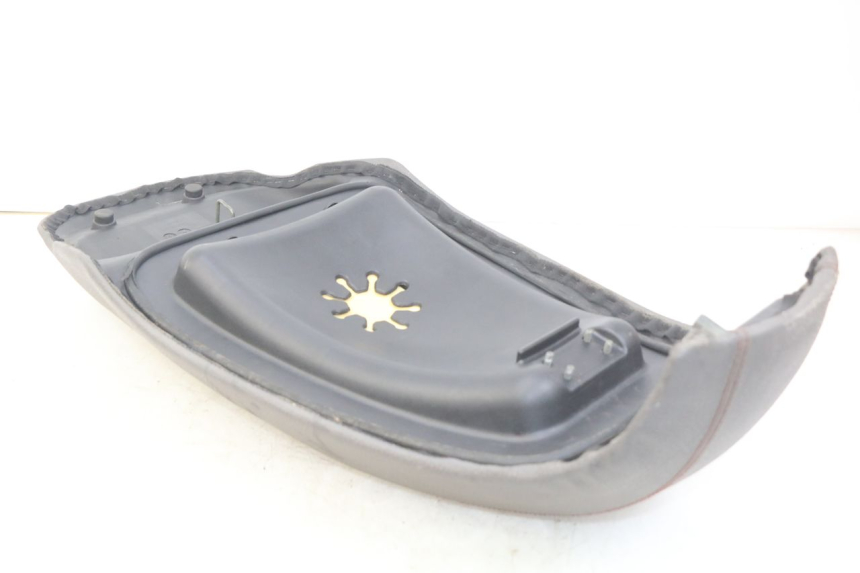 photo de SIEDZENIE ECCITY ARTELEC 670 1 (2013 - 2017) - Stan powierzchni