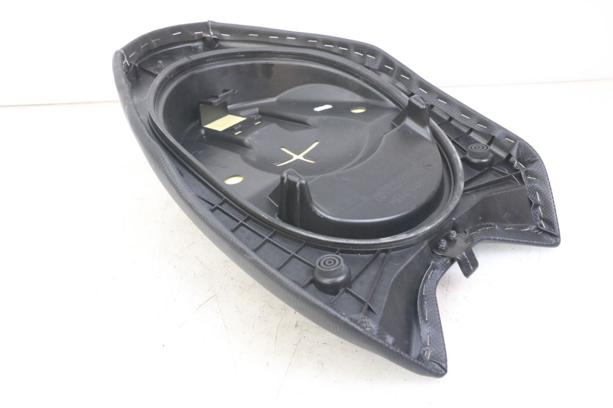 photo de SIEDZENIE PRZEDNIE YAMAHA AEROX 2T 50 (2013 - 2017) - Szczegół części