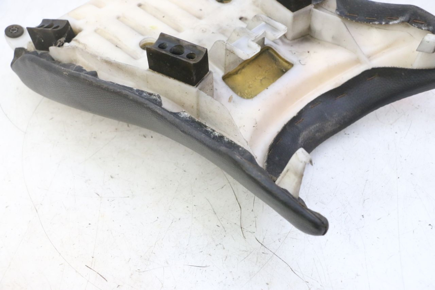 photo de SIODŁO PRZEDNIE HONDA CBF 125 (2009 - 2015) - Zoom stanu zużycia