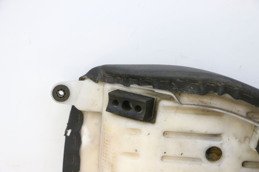 photo de SIODŁO PRZEDNIE HONDA CBF 125 (2009 - 2015) - Widok ogólny