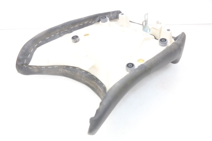 photo de SIEDZENIE PRZEDNIE YAMAHA FJR ABS 1300 (2016 - 2020) - Inny kąt widzenia