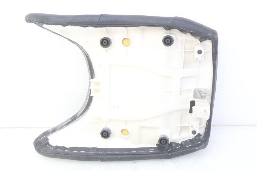 photo de SIODŁO PRZEDNIE YAMAHA FJR ABS 1300 (2006 - 2012) - Stan powierzchni