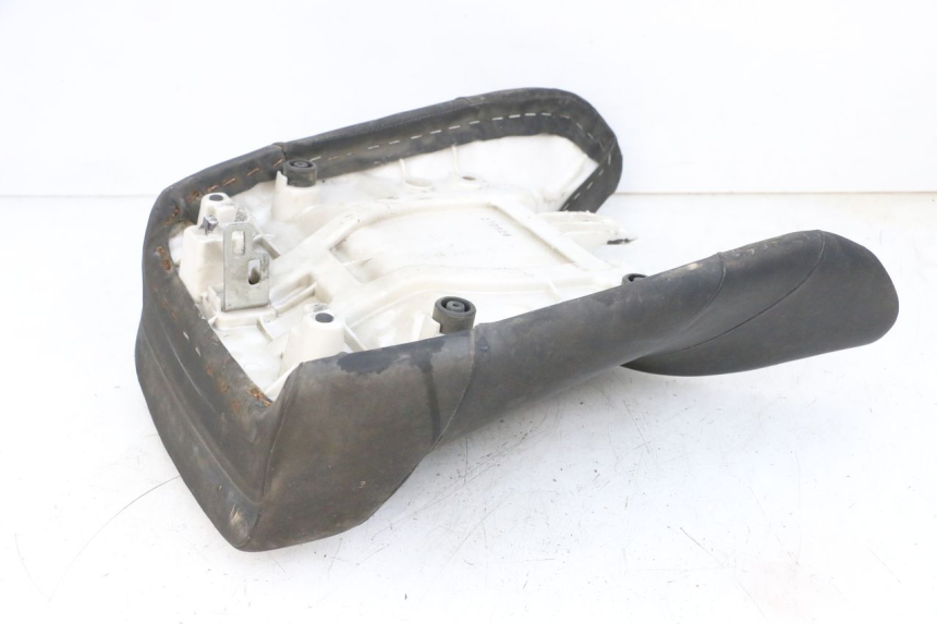 photo de SIODŁO PRZEDNIE YAMAHA FJR ABS 1300 (2006 - 2012) - Zoom stanu zużycia