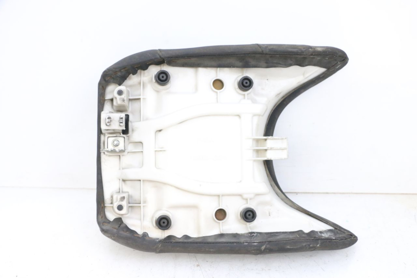 photo de SIODŁO PRZEDNIE YAMAHA FJR ABS 1300 (2006 - 2012) - Zbliżenie techniczne