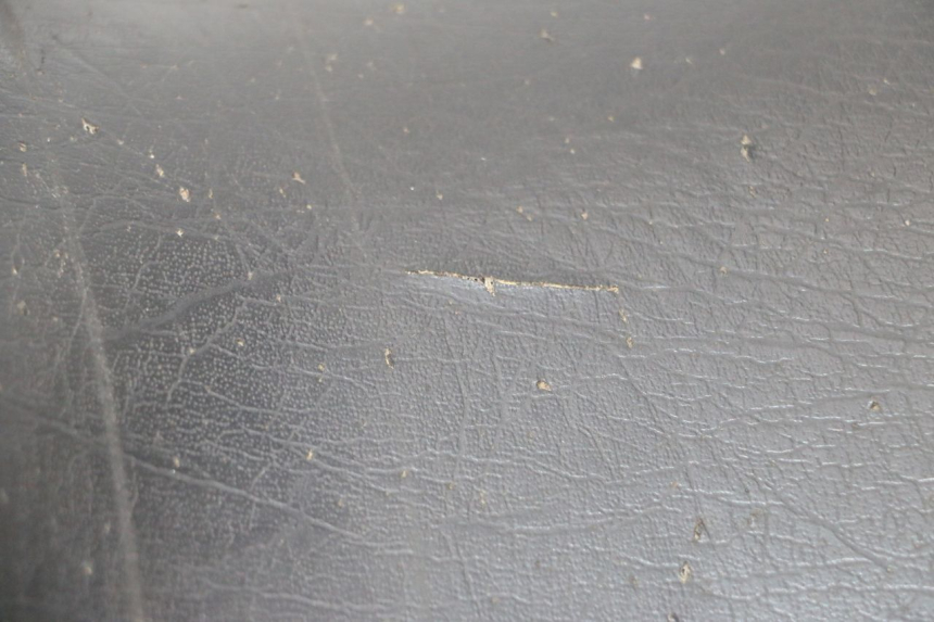 photo de SIODŁO PRZEDNIE KAWASAKI GPX R WARBIRD 600 (1988 - 1993) - Szczegóły charakterystyczne