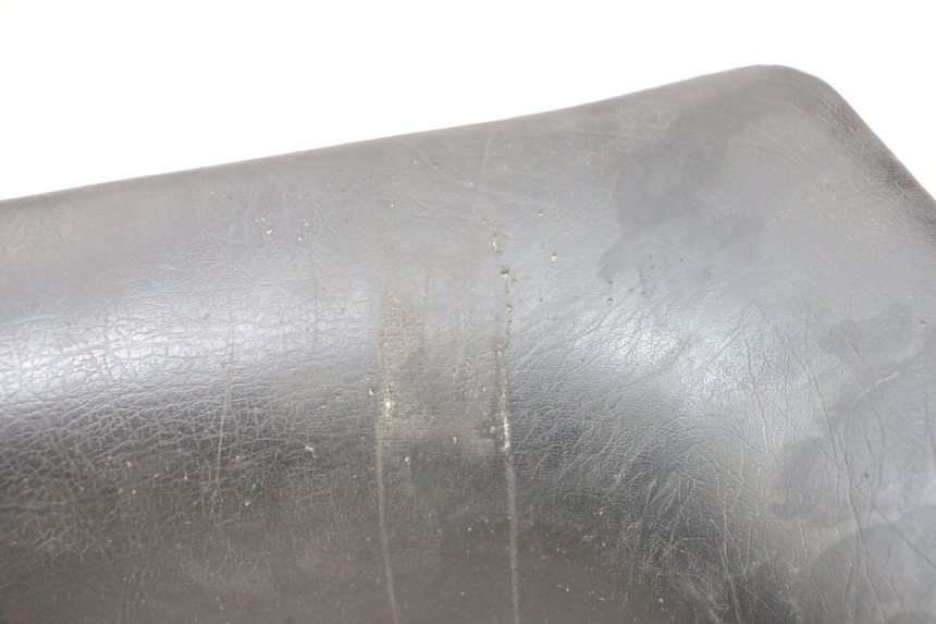 photo de SIODŁO PRZEDNIE KAWASAKI GPX R WARBIRD 600 (1988 - 1993) - Stan powierzchni