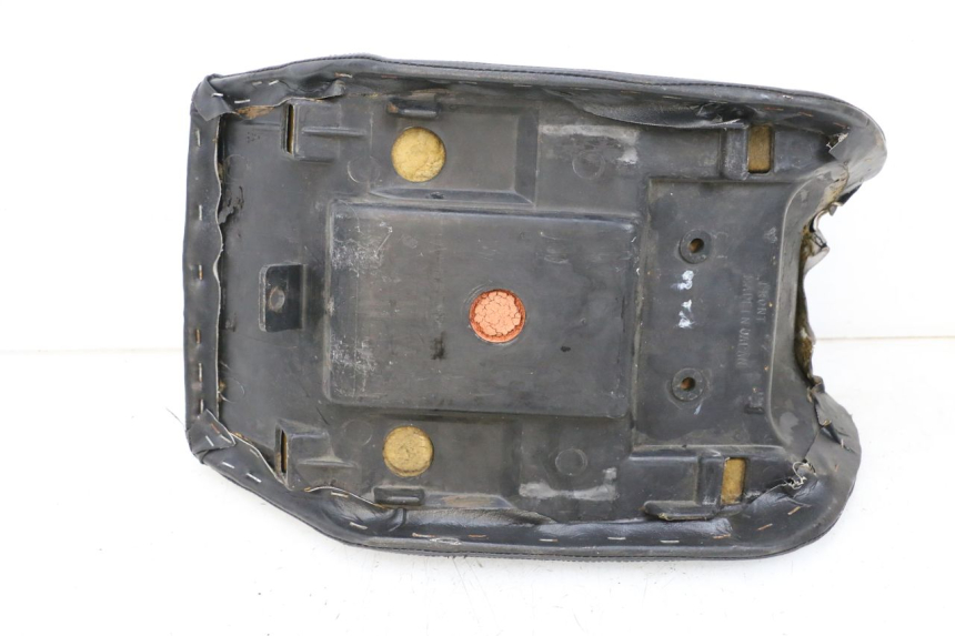 photo de SIEDZENIE PRZEDNIE KAWASAKI GPZ RX 1000 (1986 - 1988) - Punkty mocowania