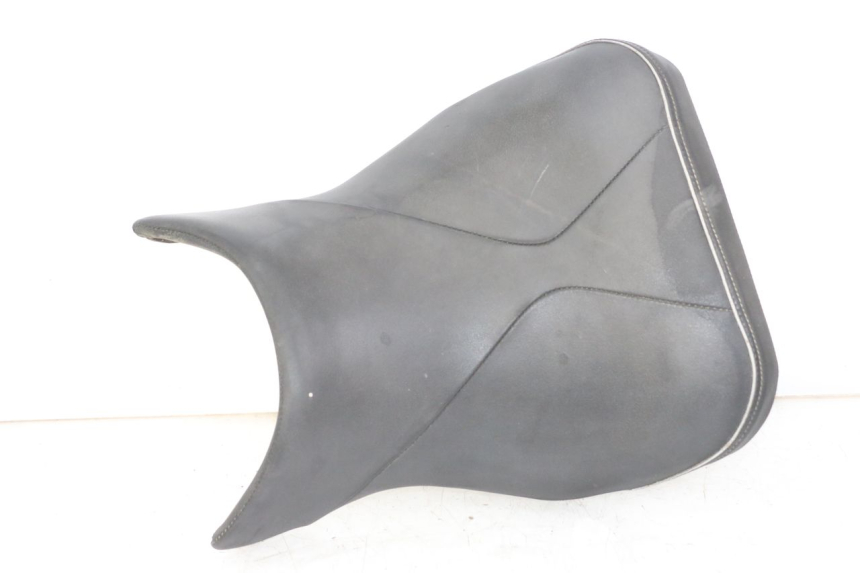 photo de SIODŁO PRZEDNIE SUZUKI GSR 750 (2011 - 2017) - Widok główny