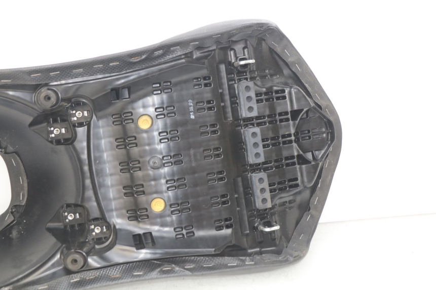 photo de SIEDZENIE PRZEDNIE HONDA INTEGRA NC D 750 (2016 - 2018) - Zbliżenie techniczne