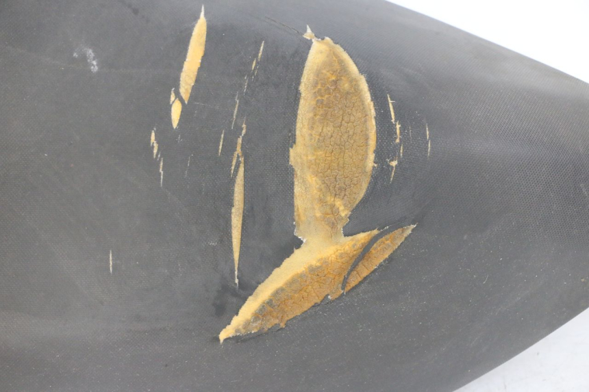 photo de SIODŁO PRZEDNIE PEUGEOT JET FORCE CARBU 50 (2003 - 2016) - Zbliżenie komponentów