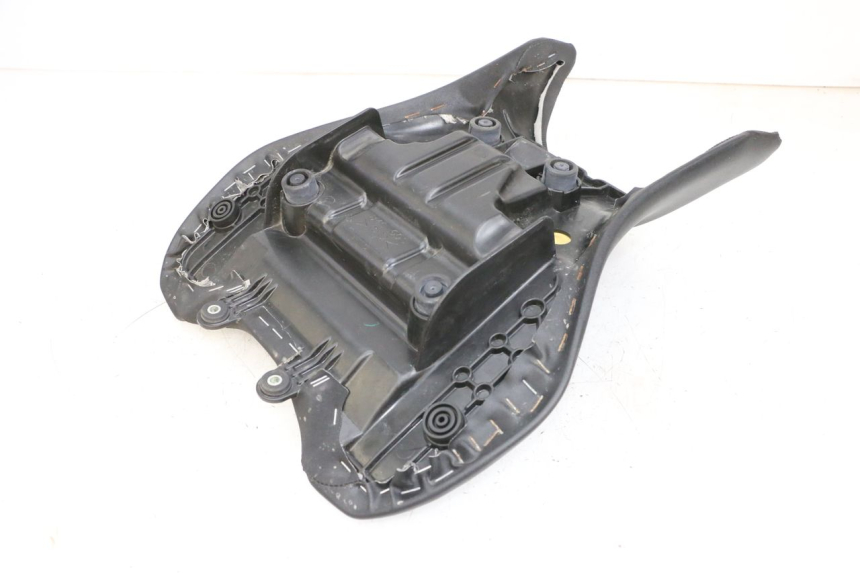 photo de SIODŁO PRZEDNIE YAMAHA MT-07 MT07 ABS 700 (2018 - 2020) - Inny kąt widzenia