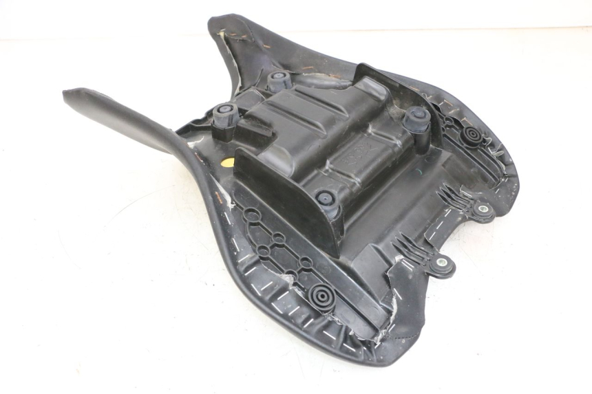 photo de SIODŁO PRZEDNIE YAMAHA MT-07 MT07 ABS 700 (2018 - 2020) - Zbliżenie techniczne