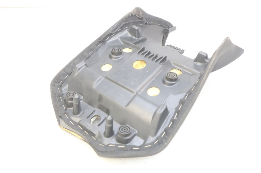 photo de SIEDZENIE PRZEDNIE YAMAHA MT ABS 125 (2014 - 2018) - Stan powierzchni