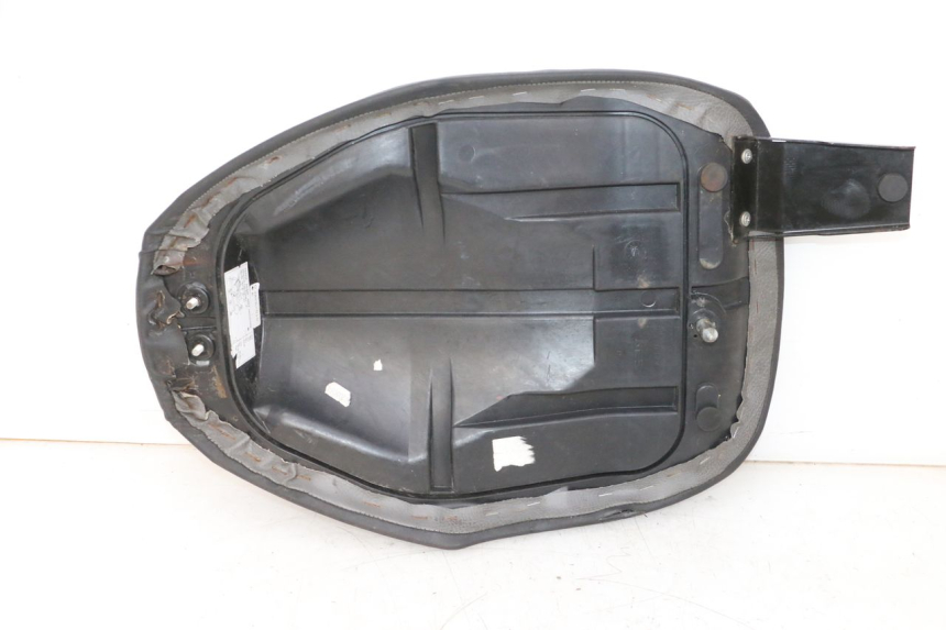 photo de SELLE AVANT YAMAHA NEOS NEO'S 4T 50 (2008 - 2016) - Zbliżenie techniczne