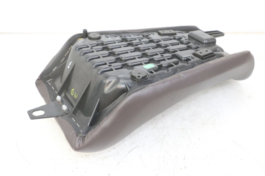 photo de SIODŁO PRZEDNIE ROYAL ENFIELD HYMALAYAN 410 (2016 - 2023) - Inny kąt widzenia