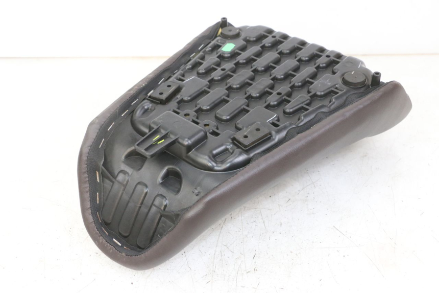 photo de SIODŁO PRZEDNIE ROYAL ENFIELD HYMALAYAN 410 (2016 - 2023) - Zbliżenie techniczne