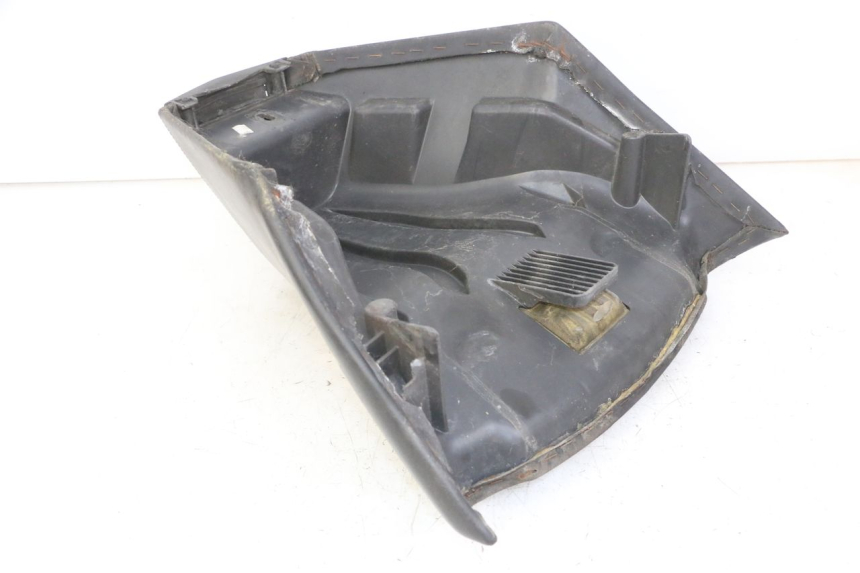 photo de SIODŁO PRZEDNIE PEUGEOT SATELIS COMPRESSOR K15 125 (2006 - 2009) - Inny kąt widzenia