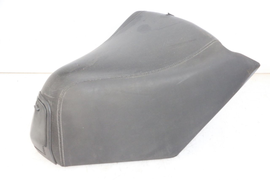 photo de SIODŁO PRZEDNIE PEUGEOT SATELIS 125 (2013 - 2018) - Widok z bliska