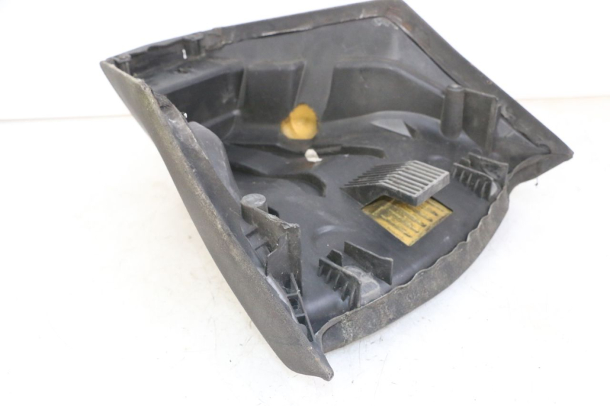 photo de SIODŁO PRZEDNIE PEUGEOT SATELIS 125 (2013 - 2018) - Szczegół części