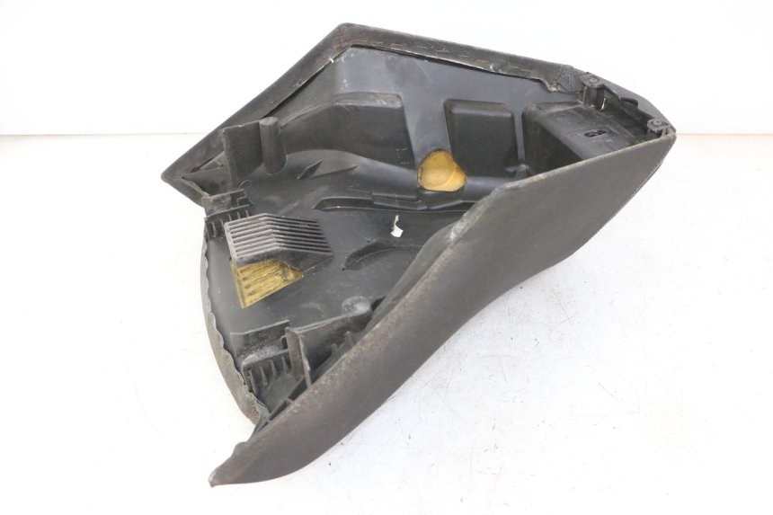 photo de SIODŁO PRZEDNIE PEUGEOT SATELIS 125 (2013 - 2018) - Zoom stanu zużycia