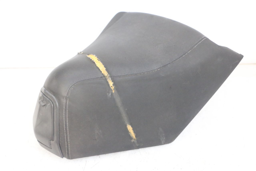 photo de SIODŁO PRZEDNIE PEUGEOT SATELIS 125 (2013 - 2018) - Szczegóły charakterystyczne