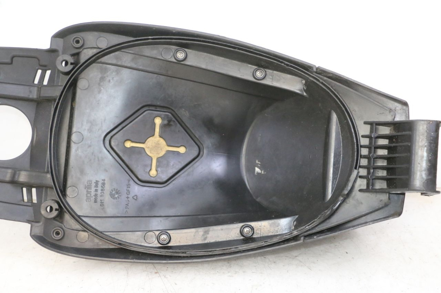 photo de SIODŁO PRZEDNIE APRILIA SR R 2T LC 50 (2018 - 2021) - Zbliżenie techniczne