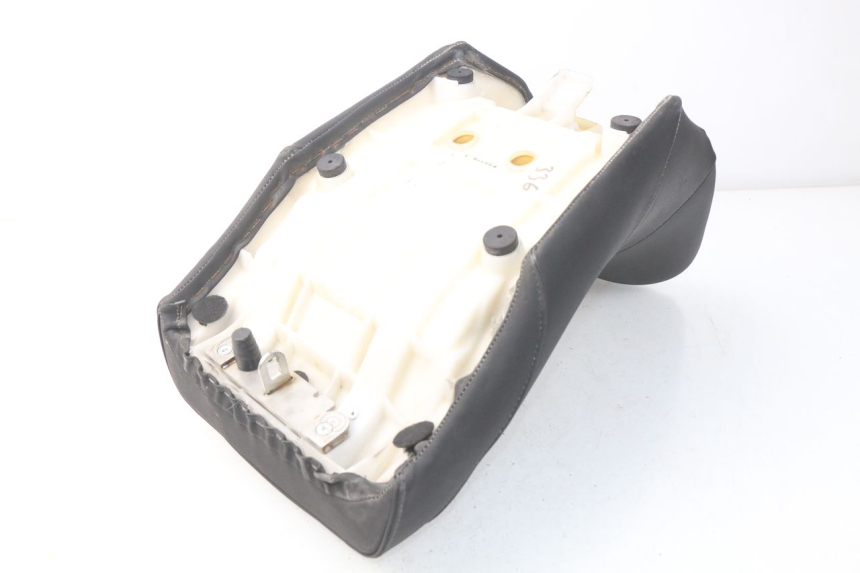 photo de SIEDZENIE PRZEDNIE YAMAHA TDM ABS 900 (2002 - 2014) - Punkty mocowania