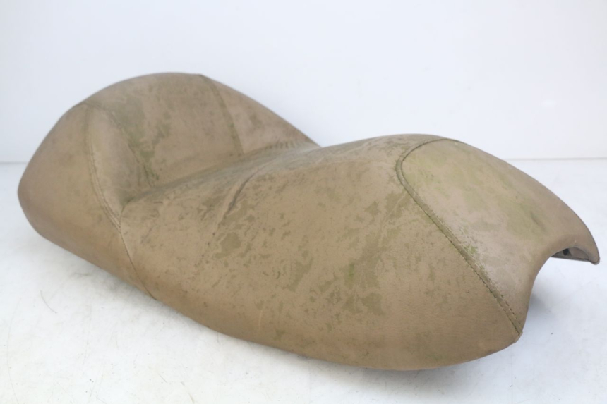 photo de SIODŁO PRZEDNIE YAMAHA YP MAJESTY 400 (2004 - 2008) - Struktura - zbliżenie