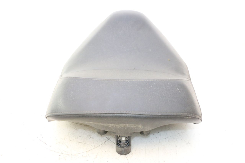 photo de SIEDZENIE PRZEDNIE YAMAHA YP MAJESTY 125 (1998 - 2001) - Szczegóły charakterystyczne