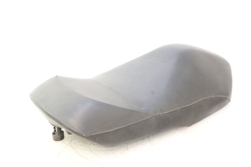 photo de SIEDZENIE PRZEDNIE YAMAHA YP MAJESTY 125 (1998 - 2001) - Zbliżenie komponentów