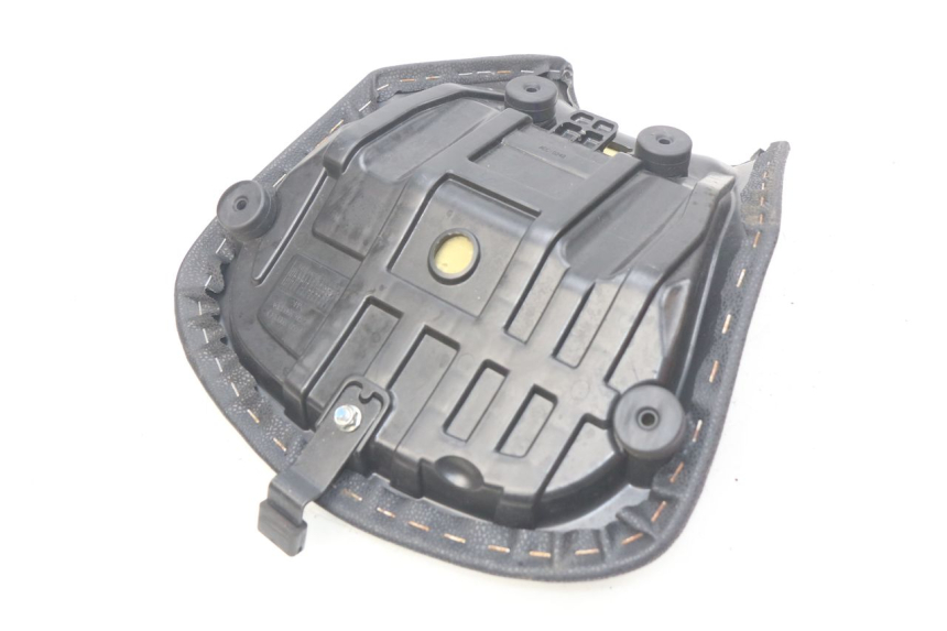 photo de SIEDZENIE PRZEDNIE KAWASAKI Z 650 (2016 - 2019) - Inny kąt widzenia