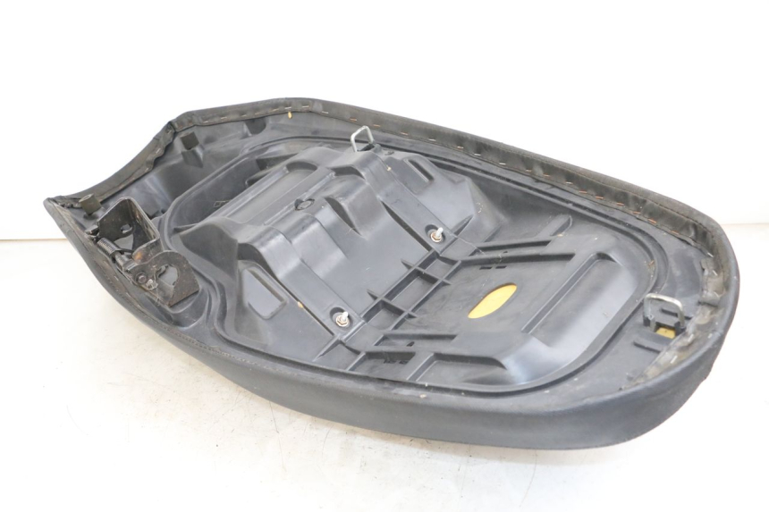 photo de SIEDZENIE JONWAY AZTRAL 125 (2008 - 2017) - Zoom stanu zużycia