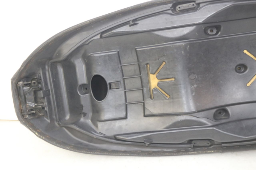 photo de SIEDZENIE PIAGGIO BEVERLY 125 (2010 - 2015) - Kontrola wizualna