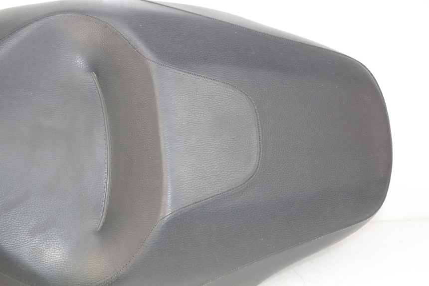 photo de SIEDZENIE PIAGGIO BEVERLY 125 (2010 - 2015) - Widok profilu