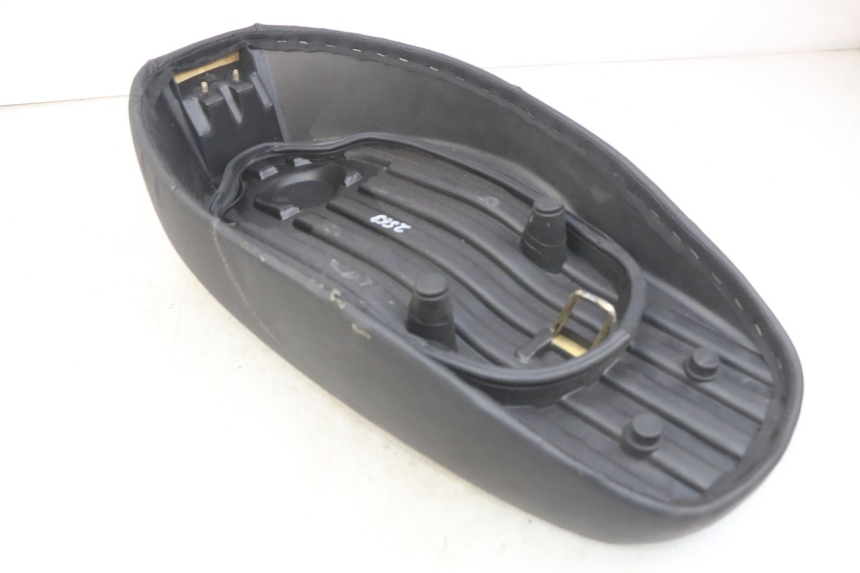 photo de SIODŁO MBK BOOSTER SPIRIT 50 (2004 - 2017) - Zbliżenie komponentów