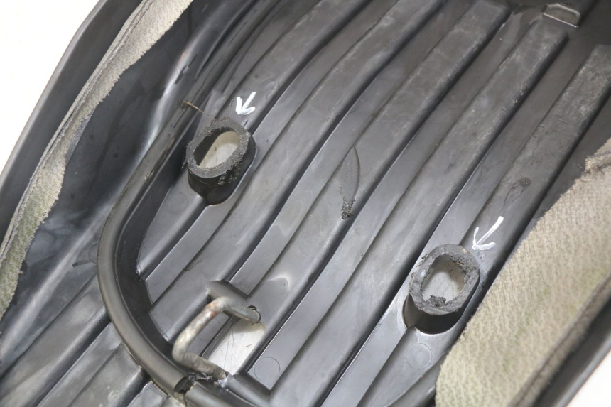 photo de SIODŁO MBK BOOSTER SPIRIT 50 (2004 - 2017) - Stan powierzchni