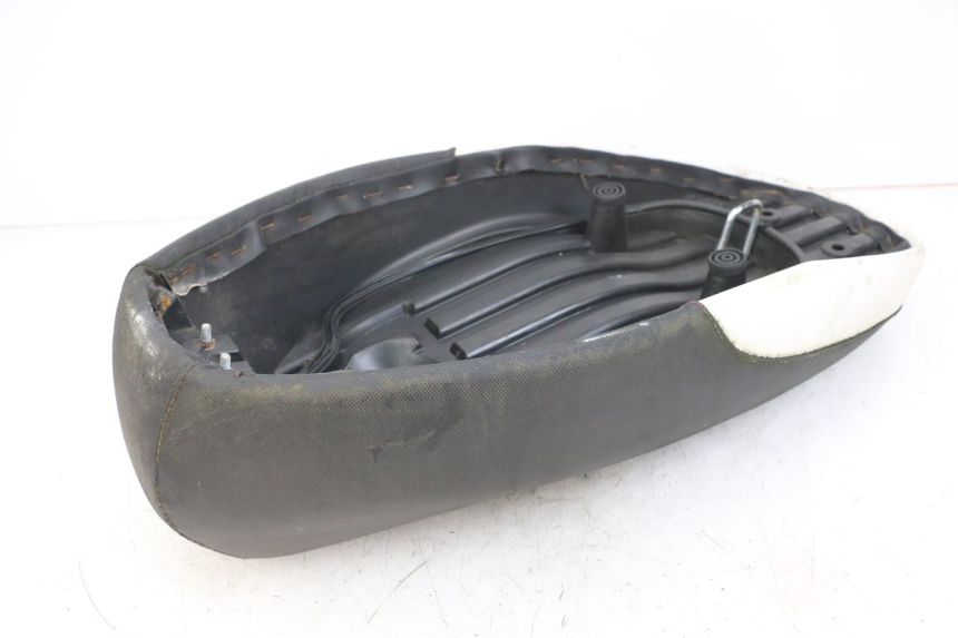 photo de SIODŁO MBK BOOSTER SPIRIT 50 (2004 - 2017) - Stan powierzchni