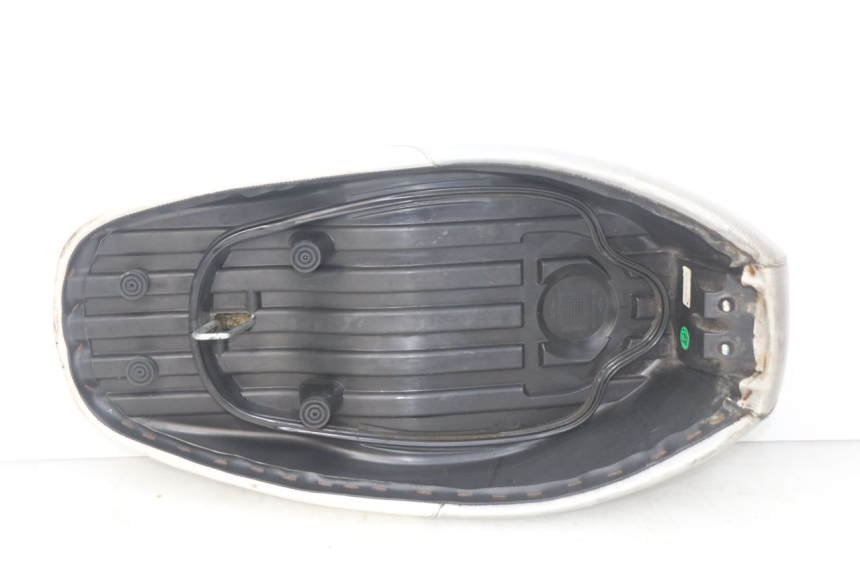 photo de SIEDZENIE MBK BOOSTER SPIRIT NAKED 50 (2004 - 2017) - Kontrola wizualna