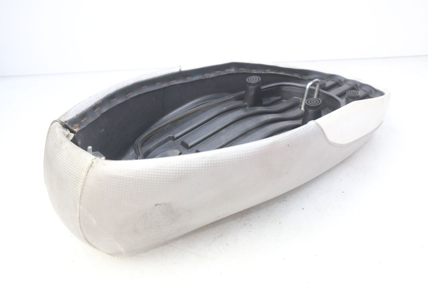 photo de SIEDZENIE MBK BOOSTER SPIRIT NAKED 50 (2004 - 2017) - Oznaczenia i referencje