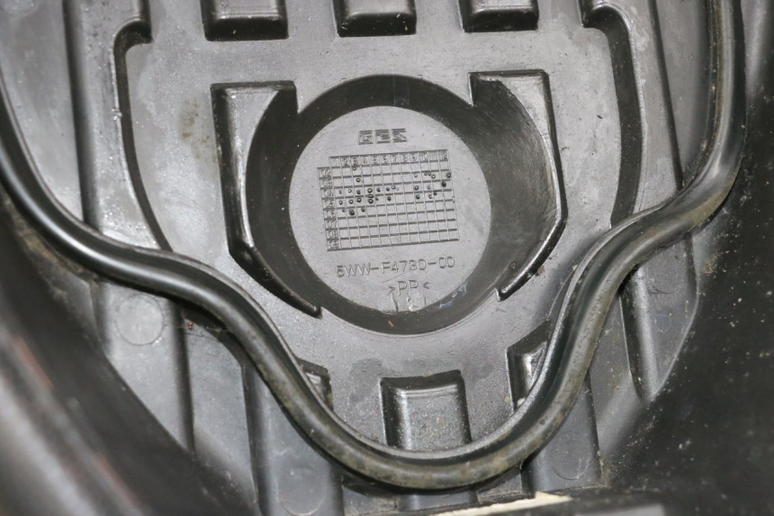 photo de SIEDZENIE MBK BOOSTER SPIRIT NAKED 50 (2004 - 2017) - Inny kąt widzenia