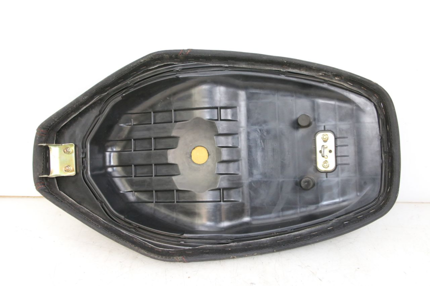 photo de SIEDZENIE TNT MOTOR BOSTON 4T 50 (2018 - 2025) - Stan powierzchni