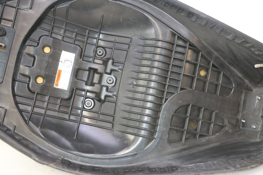 photo de SIEDZENIE SUZUKI BURGMAN 125 (2007 - 2014) - Zdjęcie dodatkowe