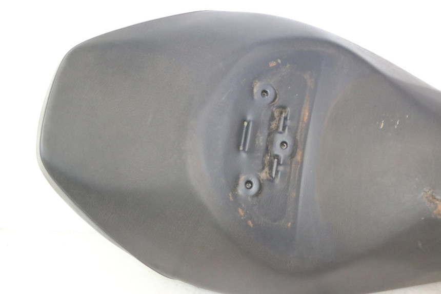 photo de SIEDZENIE SUZUKI BURGMAN 125 (2007 - 2014) - Alternatywny kąt