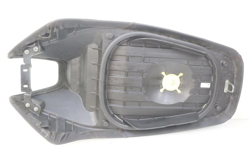 photo de SIEDZENIE YAMAHA BW'S BWS 125 (2010 - 2013) - Punkty mocowania