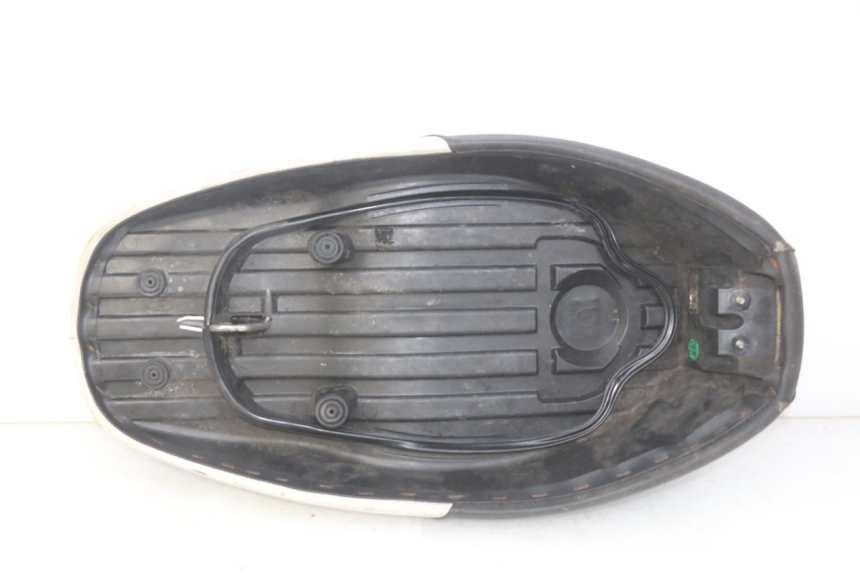 photo de SIEDZENIE YAMAHA BW'S EASY 50 (2013 - 2016) - Stan powierzchni