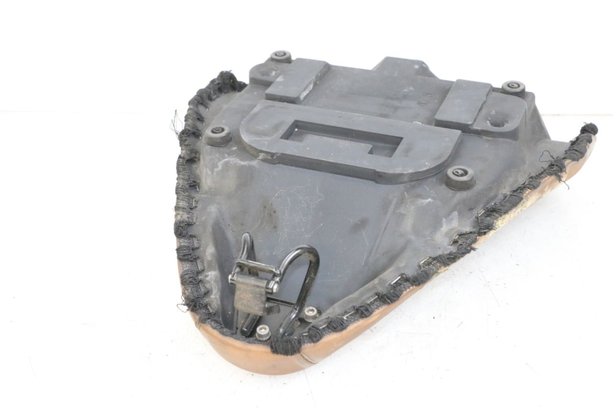 photo de SIEDZENIE BMW C1 125 (2000 - 2003) - Szczegół części