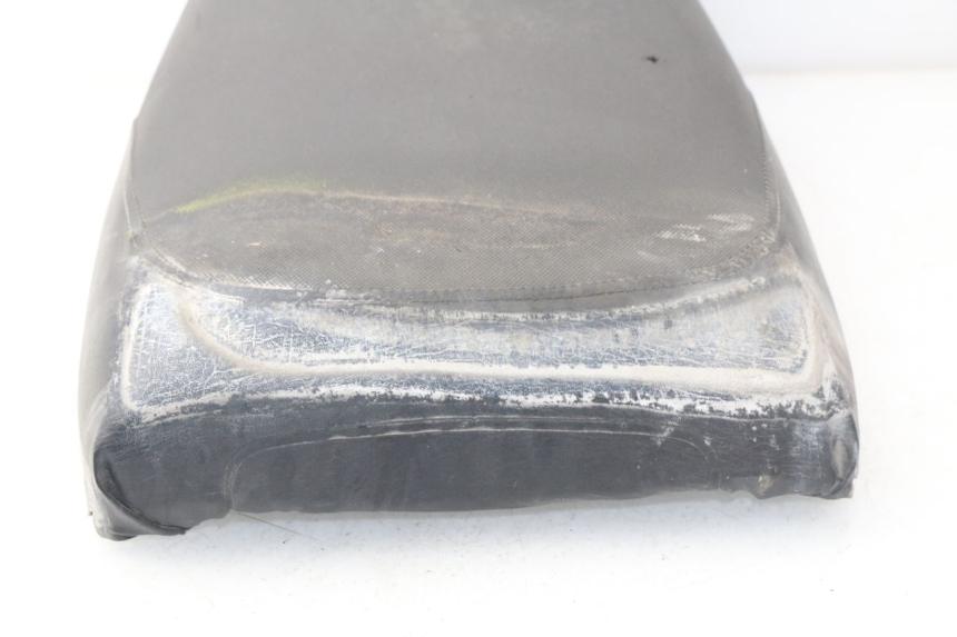 photo de SIEDZENIE ERIDER CARGO 1 (2009 - 2018) - Struktura - zbliżenie