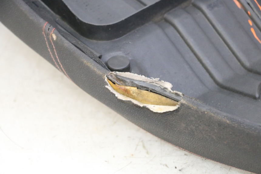 photo de SIEDZENIE ORCAL CAVARO 4T 50 (2019 - 2023) - Zbliżenie komponentów