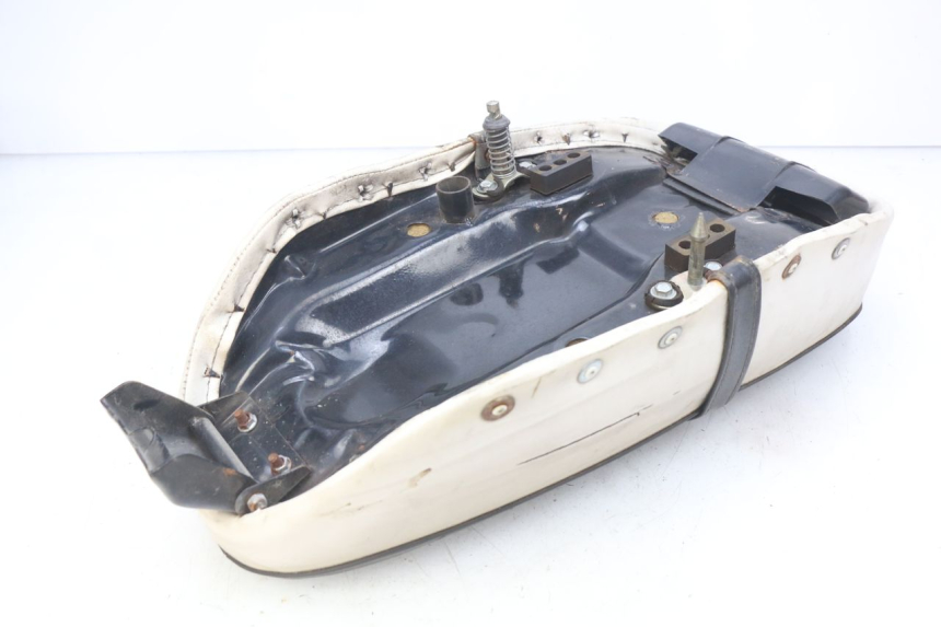 photo de SIEDZENIE TNT MOTOR CITY 50 (2007 - 2018) - Inny kąt widzenia